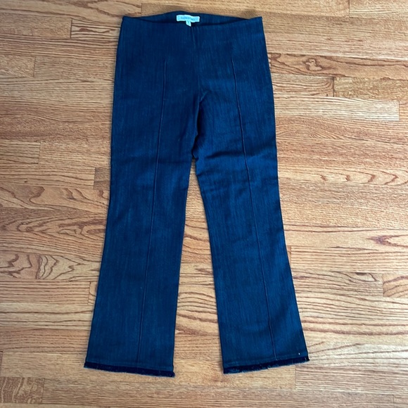Elizabeth and James Flat Front Jeans Stretch Frayed Hem Sz 6 PERFECT - Picture 1 of 6